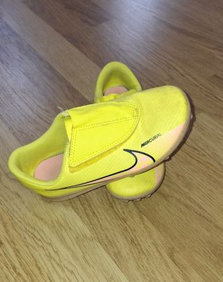 Botas fútbol Nike Mercurial Talla 31.5