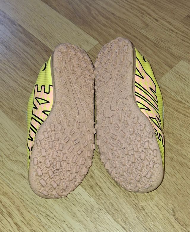 Botas fútbol Nike Mercurial Talla 31.5