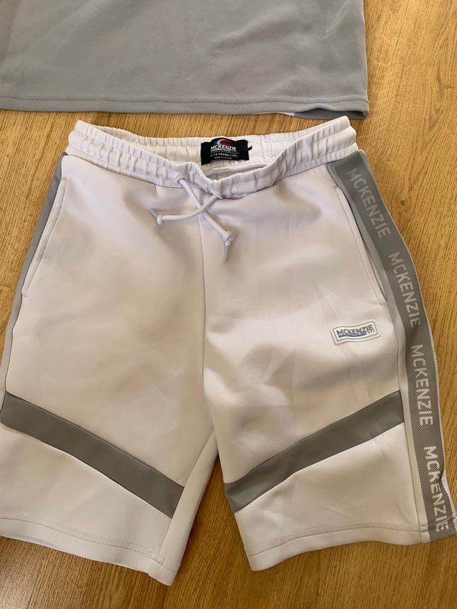 Maglietta McKenzie 13-15a + pantaloni 12-13a