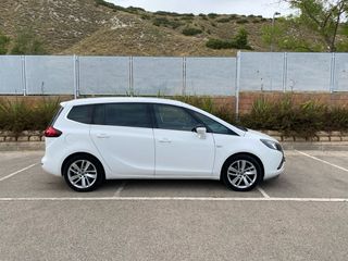 Opel Zafira Tourer 2015
