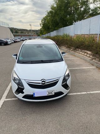 Opel Zafira Tourer 2015