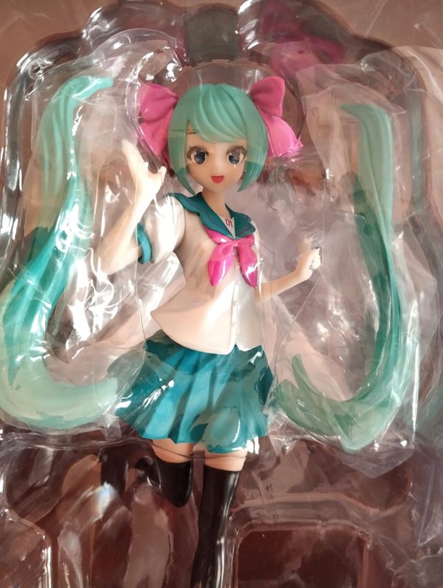 Hatsune Miku Sega Luminasta 16th Anniversary