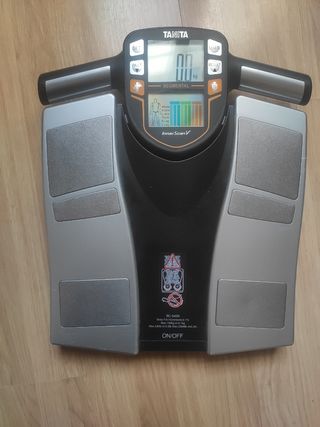 Báscula Tanita BC-545N