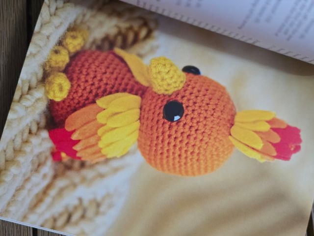 LIBRO CROCHET: A Crochet World of Creepy Creatures