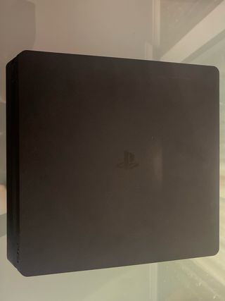 PS4 Slim 1TB Negra + 2 Juegos