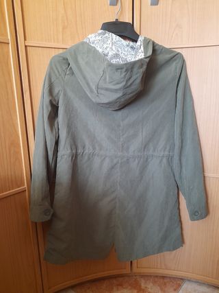 Para Mujer.Color Verde.Sin apenas uso.