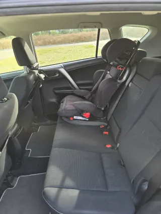 Toyota RAV4 2017