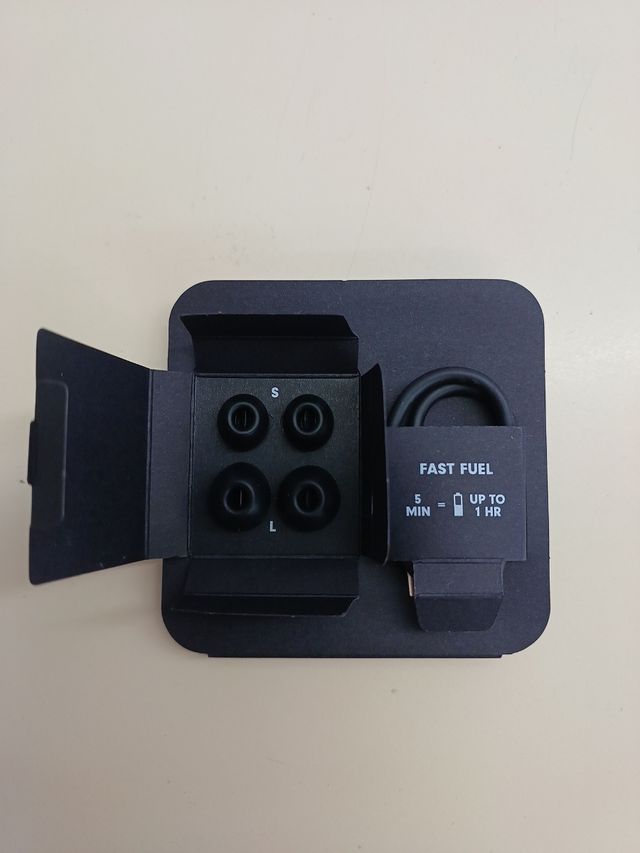 Beats Studio Buds - Negro