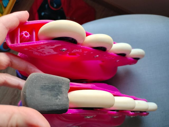 Patines en línea rosas y morados