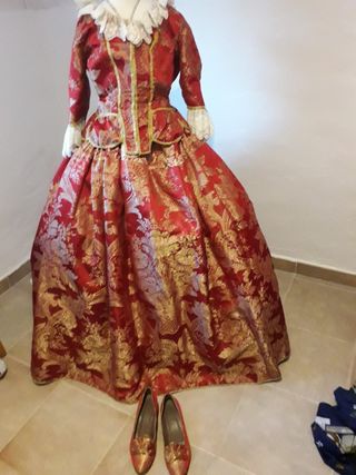 Traje valenciana fallera sigloXXVIII.exclusivo.FM