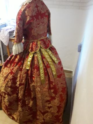 Traje valenciana fallera sigloXXVIII.exclusivo.FM