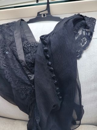 Top encaje negro Massimo Dutti Talla M
