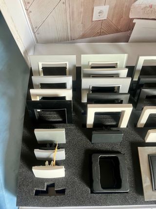 Maletín Muestras Embellecedores Hager