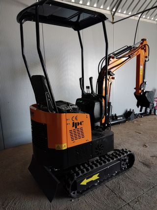 Miniexcavadora JPC con mandos tipo joystick