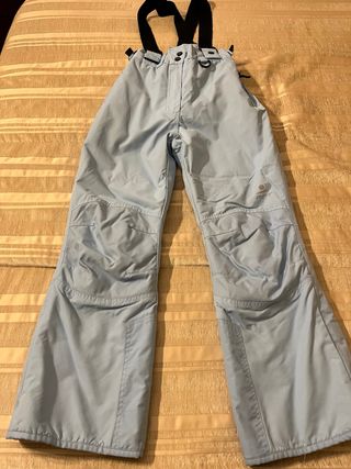 Pantalón esquí 
Azul Celeste
No se ve bien en la 