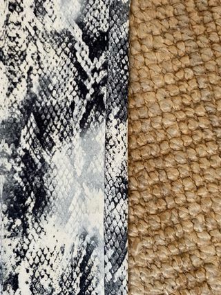 Pantalón estampado serpiente
