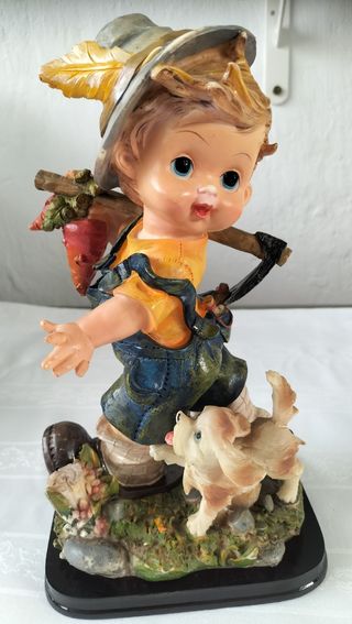 Figura niño campesino con perro