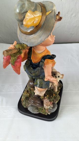 Figura niño campesino con perro