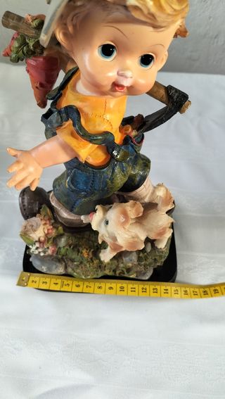 Figura niño campesino con perro