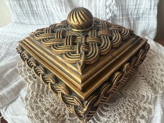 Caja joyero decorada estilo trenzado años 70