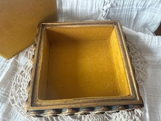 Caja joyero decorada estilo trenzado años 70