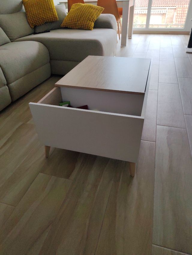 Mesa de centro madera y blanca...