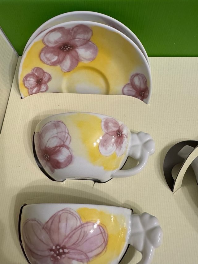 Set Thun Te e Tisane con Tazze NUOVO