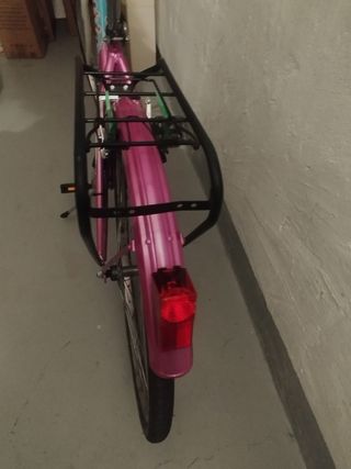 Bicicleta de paseo rosa