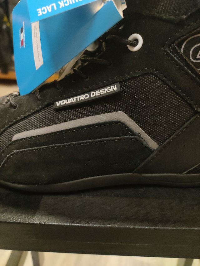 Botas de moto VQUATTRO Talla 36 y 45