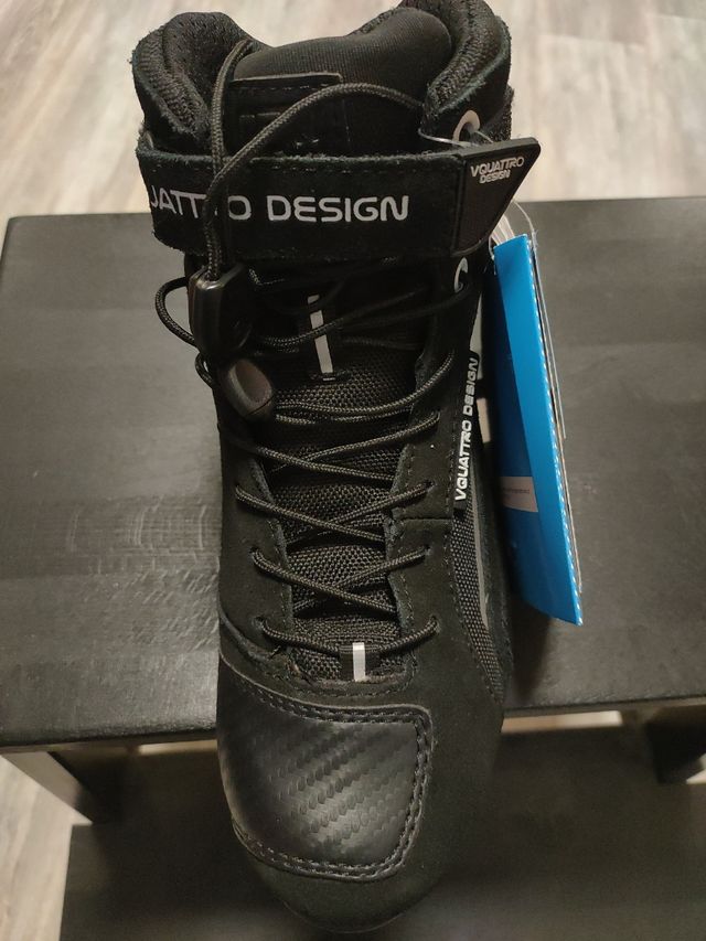 Botas de moto VQUATTRO Talla 36 y 45