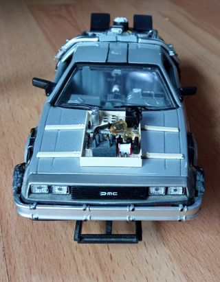 Coche escala 1/24 Regreso al Futuro 3