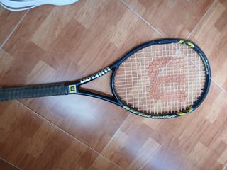Raqueta de tenis o padel