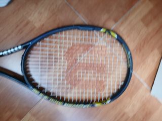 Raqueta de tenis o padel