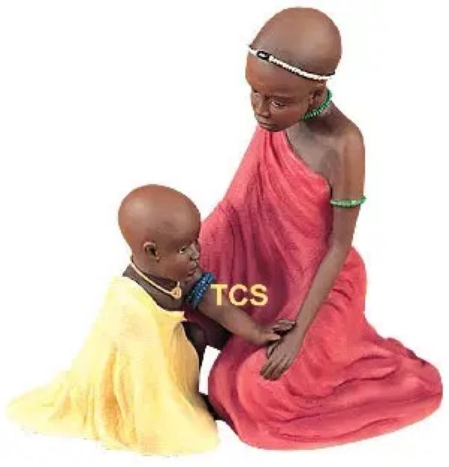 Figura decorativa de los Massai. Njeri y Nafula