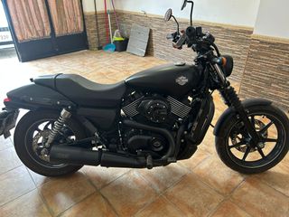 Harley Davidson Street 750 Negra