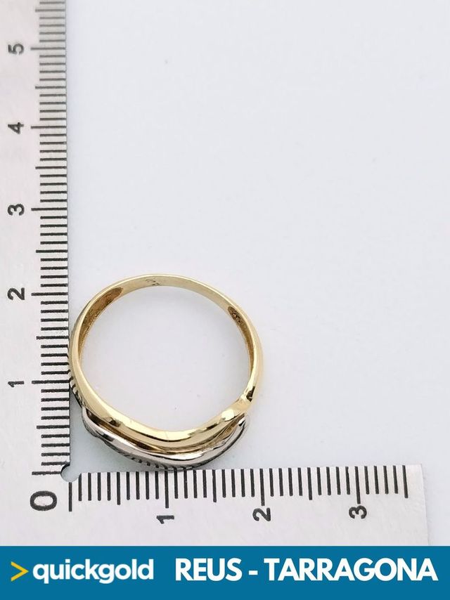 035-01-00436 ANILLO ORO DE 18K ONDAS T16