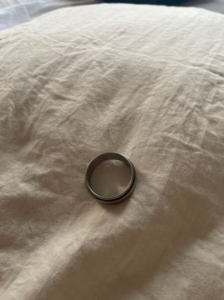 Anillo de plata con diseño