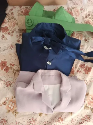 3 Casacos verde, rosa e azul 