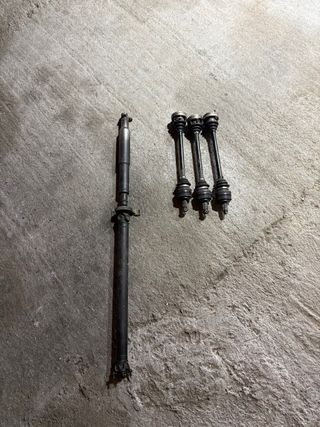 Se vende cardan y palieres de bmw e36 168