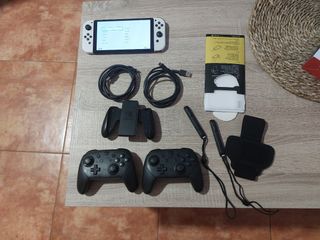Pack Nintendo Switch OLED Blanca + Accesorios