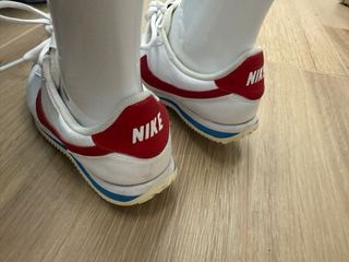 Zapatillas Nike Cortez Blancas y Rojas