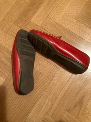 Mocasines rojos El Corte Inglés talla 36