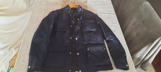 Chaqueta cazadora de bolsillos