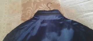 Chaqueta cazadora de bolsillos
