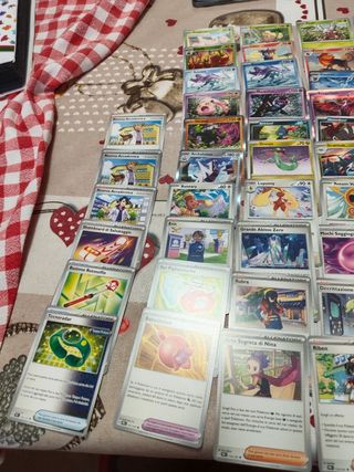 Lotto Carte Pokemon Evoluzioni Prismatiche.