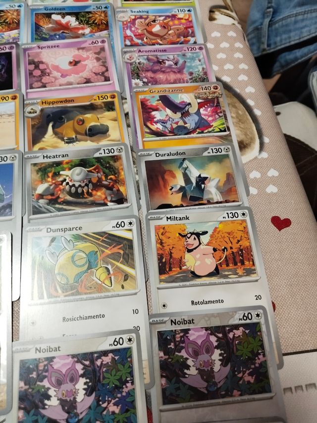 Lotto Carte Pokemon Evoluzioni Prismatiche.