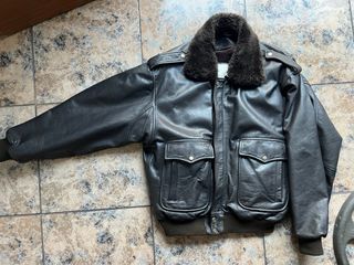 Chaqueta Bomber Aviador Cuero Negra