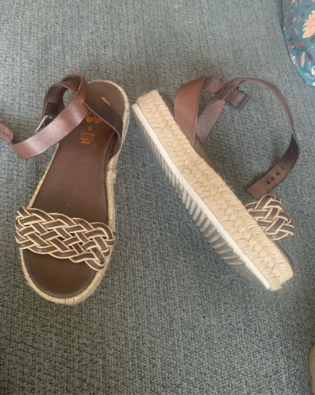 Sandalias Porronet Piel Trenzada Beige Marrón