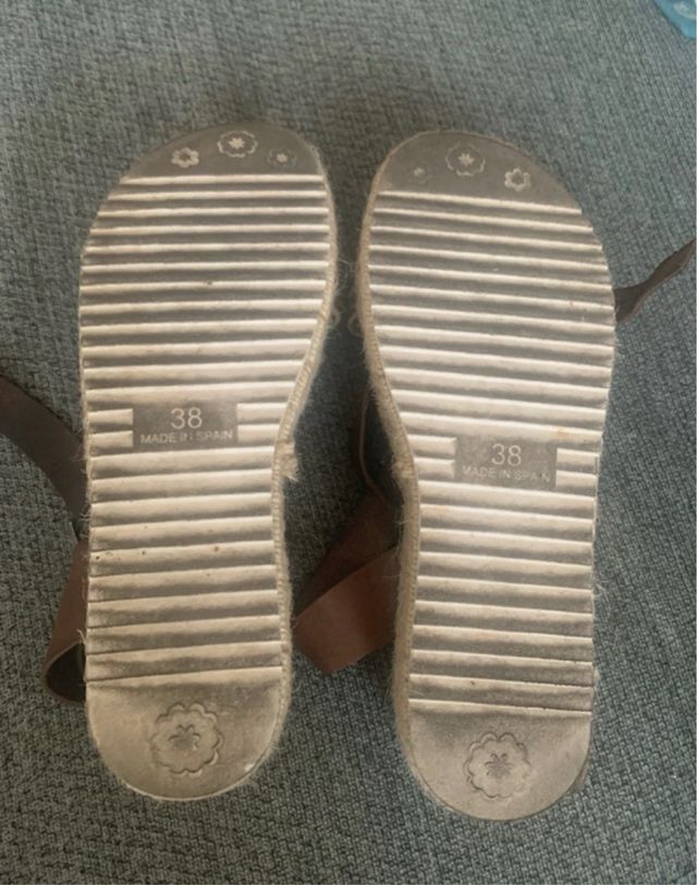 Sandalias Porronet Piel Trenzada Beige Marrón