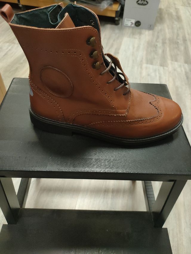 Botas moto marca bicity piel  caballero número 41